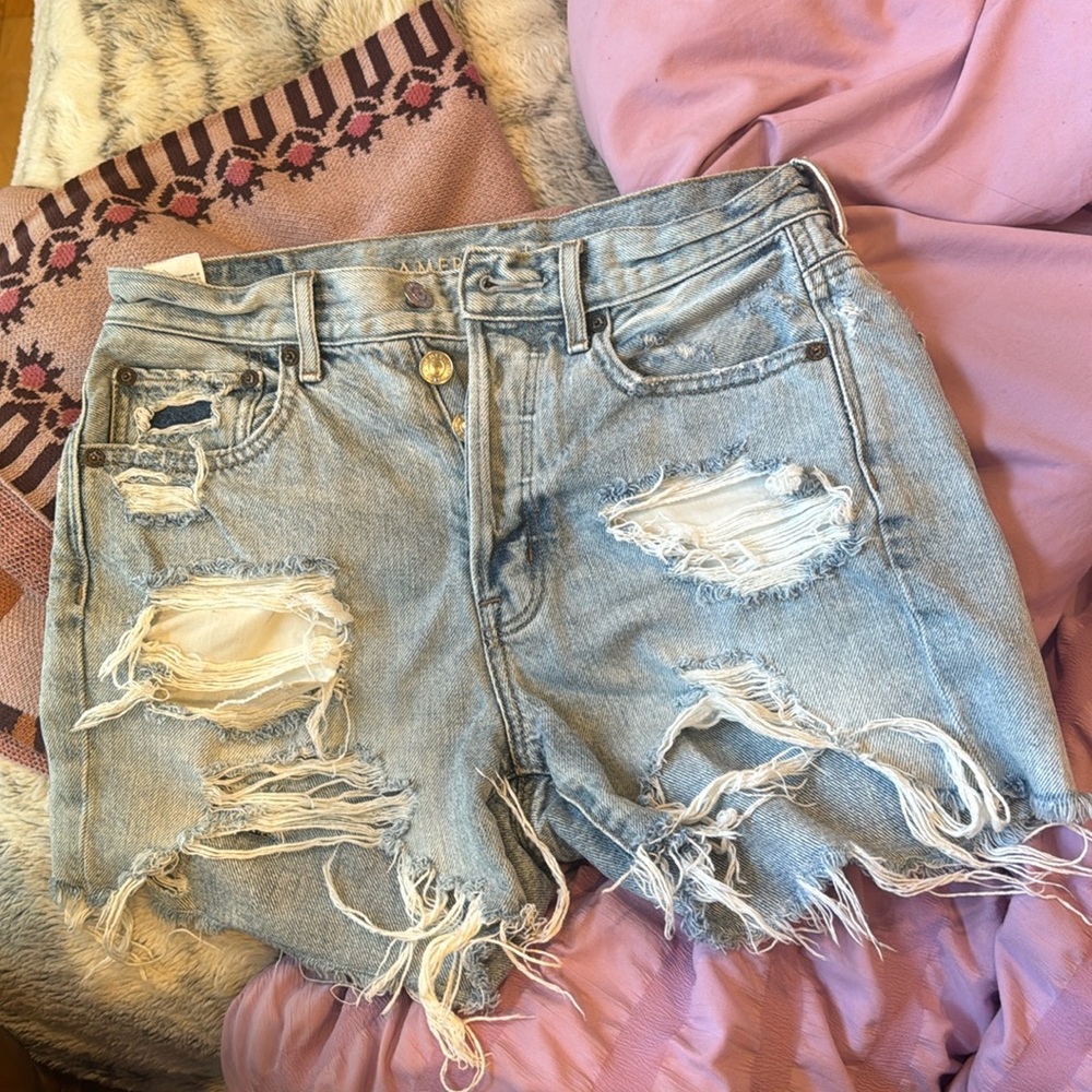 Distressed American eagle shorts size 2